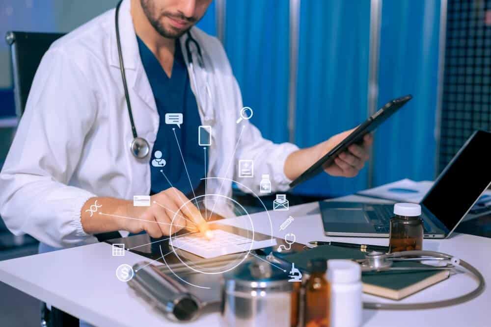 physician can spend quality time with patient while administrative tasks are handled separately